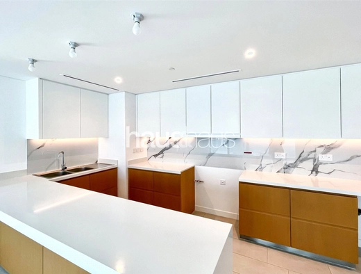 4 bedroom apartment for sale - haus & haus