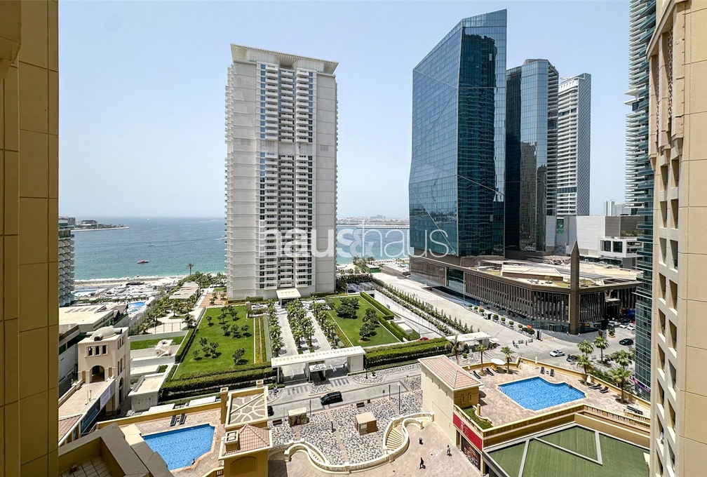 1 bedroom apartment for sale - haus & haus