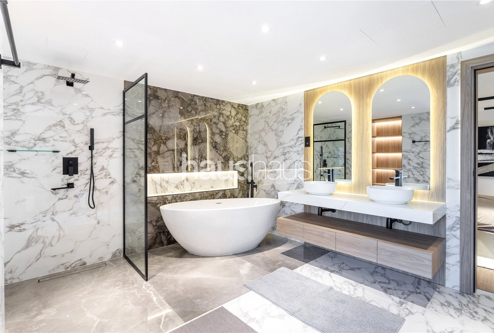 2 bedroom apartment for sale - haus & haus