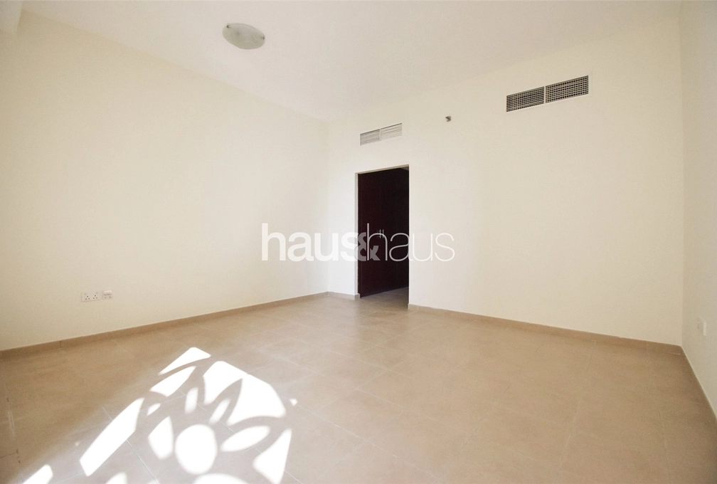 1 bedroom apartment for sale - haus & haus