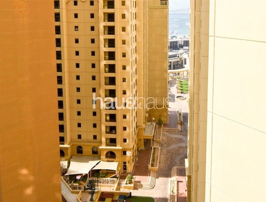 1 bedroom apartment for sale - haus & haus