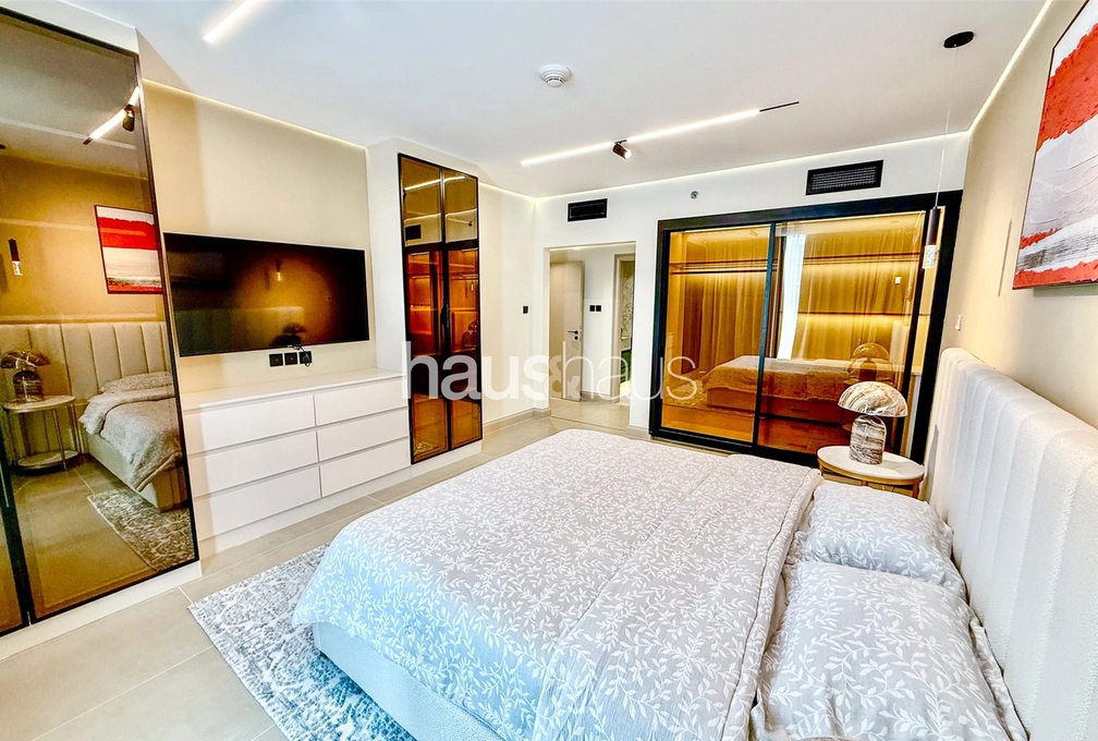 2 bedroom apartment for sale - haus & haus