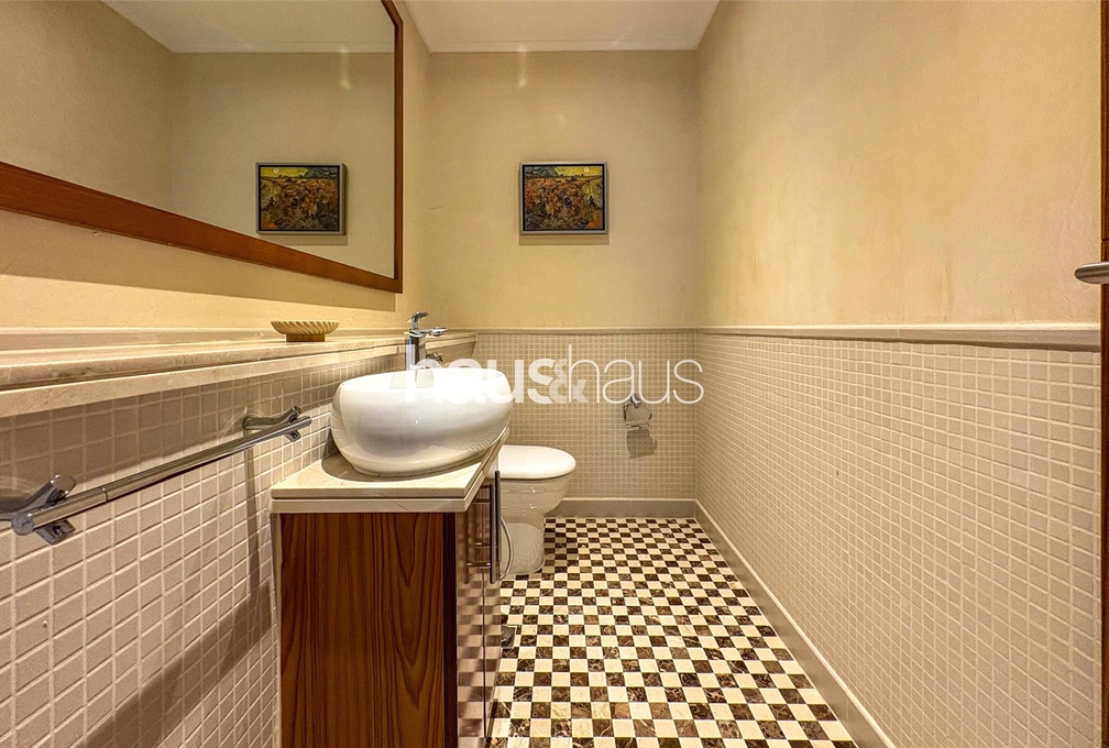2 bedroom apartment for sale - haus & haus