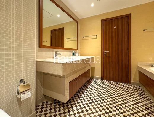 2 bedroom apartment for sale - haus & haus