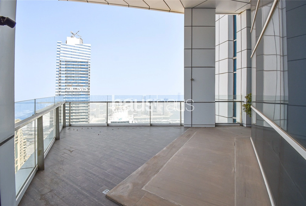 4 bedroom apartment for sale - haus & haus