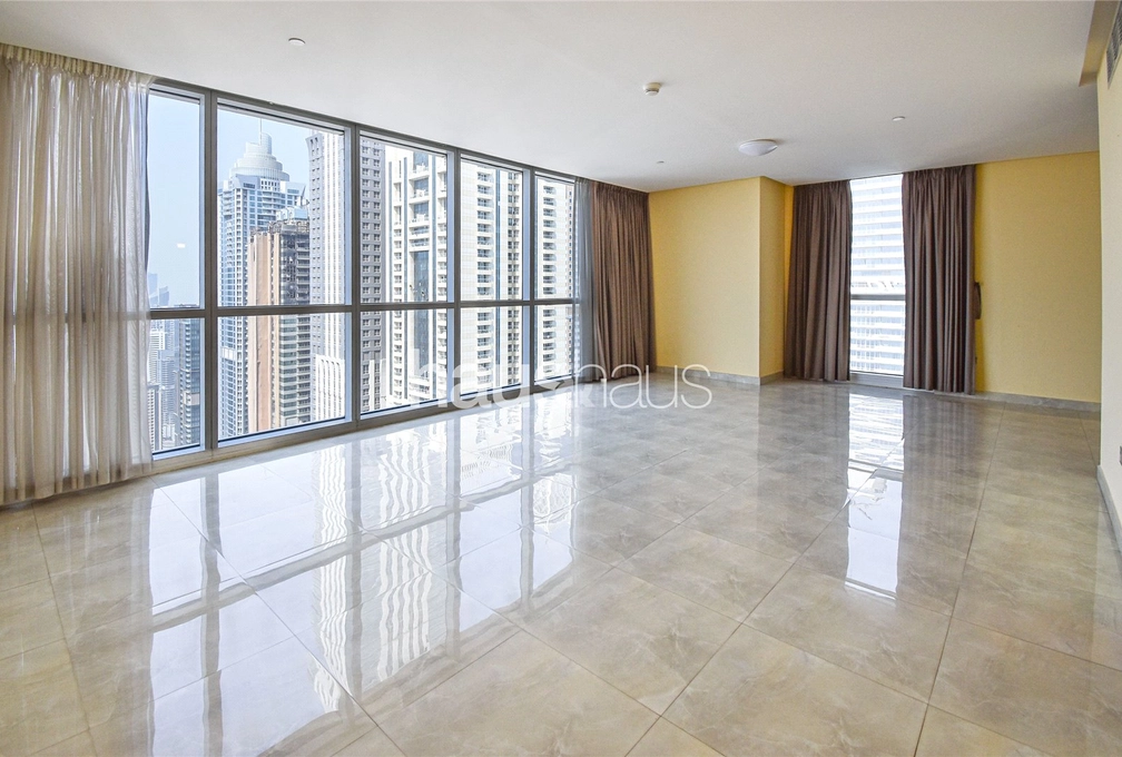 4 bedroom apartment for sale - haus & haus