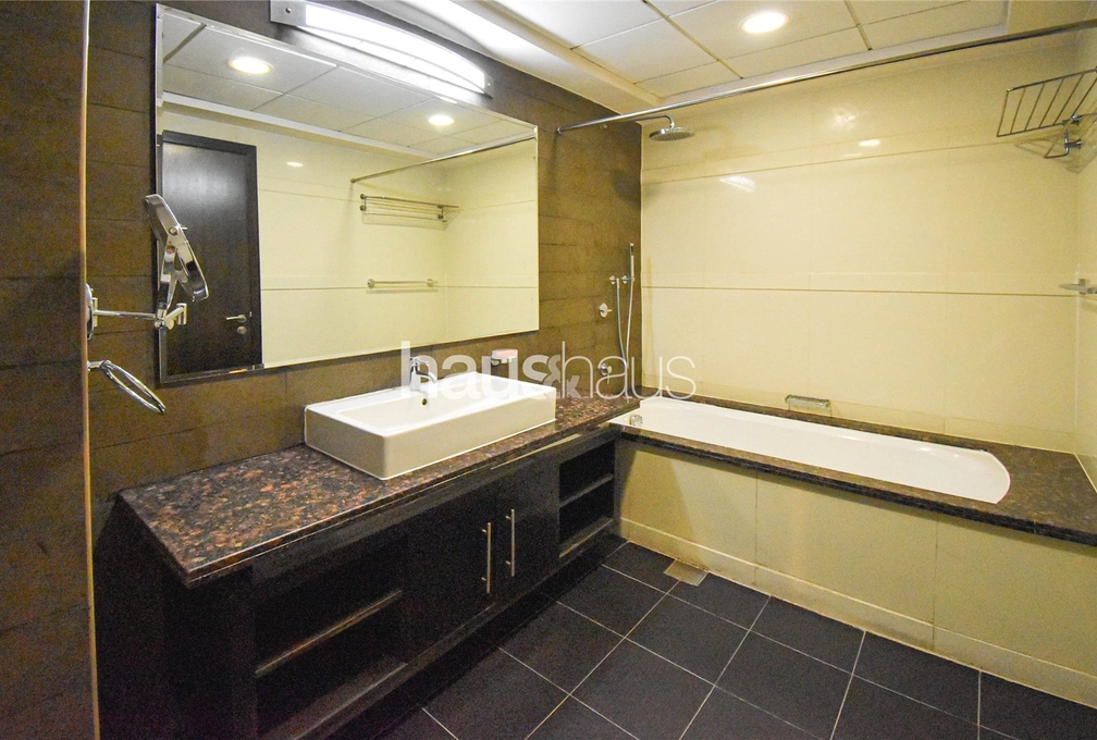 4 bedroom apartment for sale - haus & haus