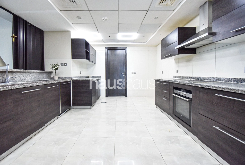 4 bedroom apartment for sale - haus & haus