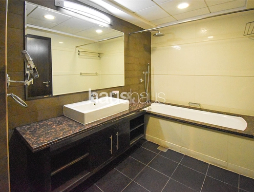 4 bedroom apartment for sale - haus & haus