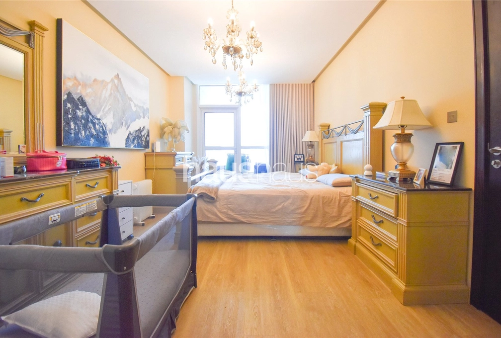 2 bedroom apartment for sale - haus & haus