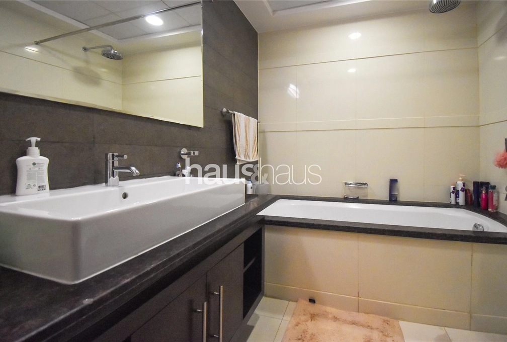 2 bedroom apartment for sale - haus & haus