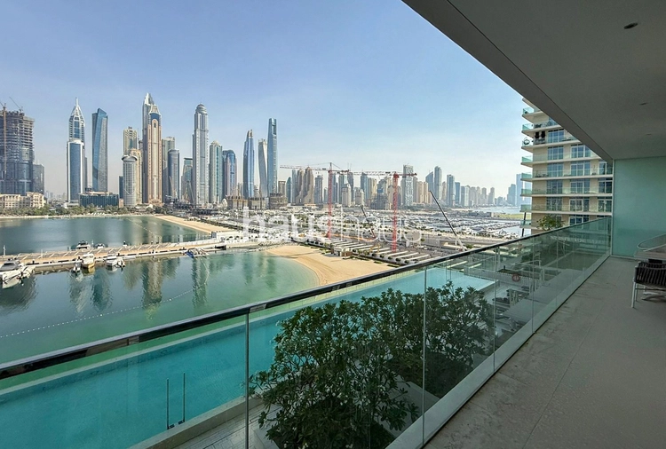 2 bedroom apartment for sale - haus & haus