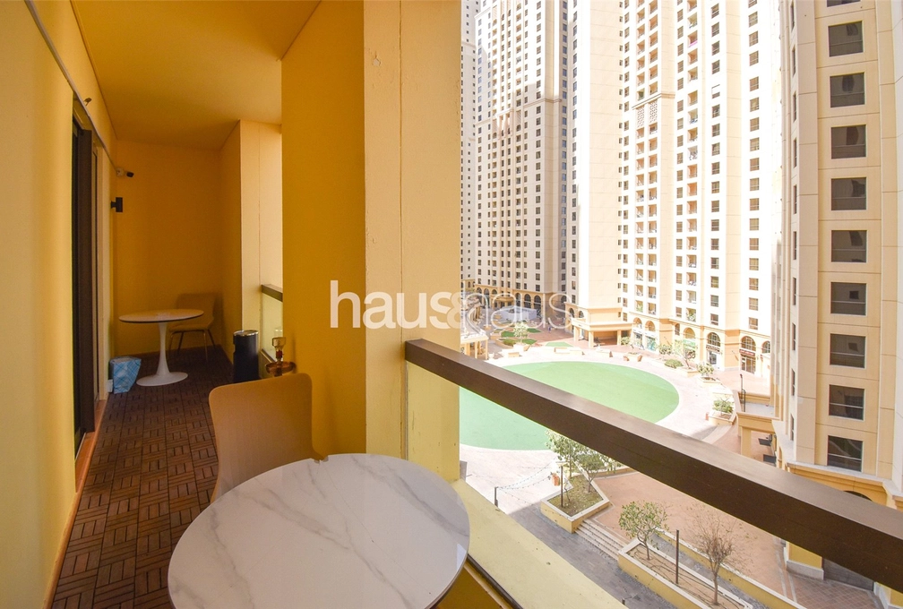4 bedroom apartment for sale - haus & haus