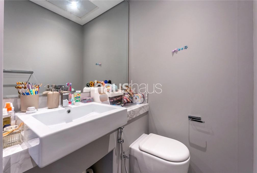 3 bedroom apartment for sale - haus & haus