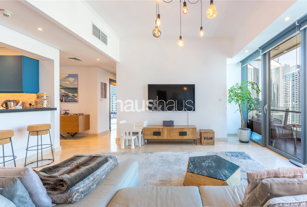 3 bedroom apartment for sale - haus & haus