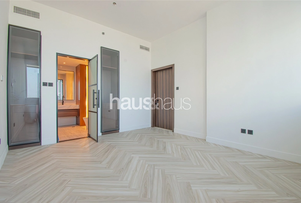 1 bedroom apartment for sale - haus & haus