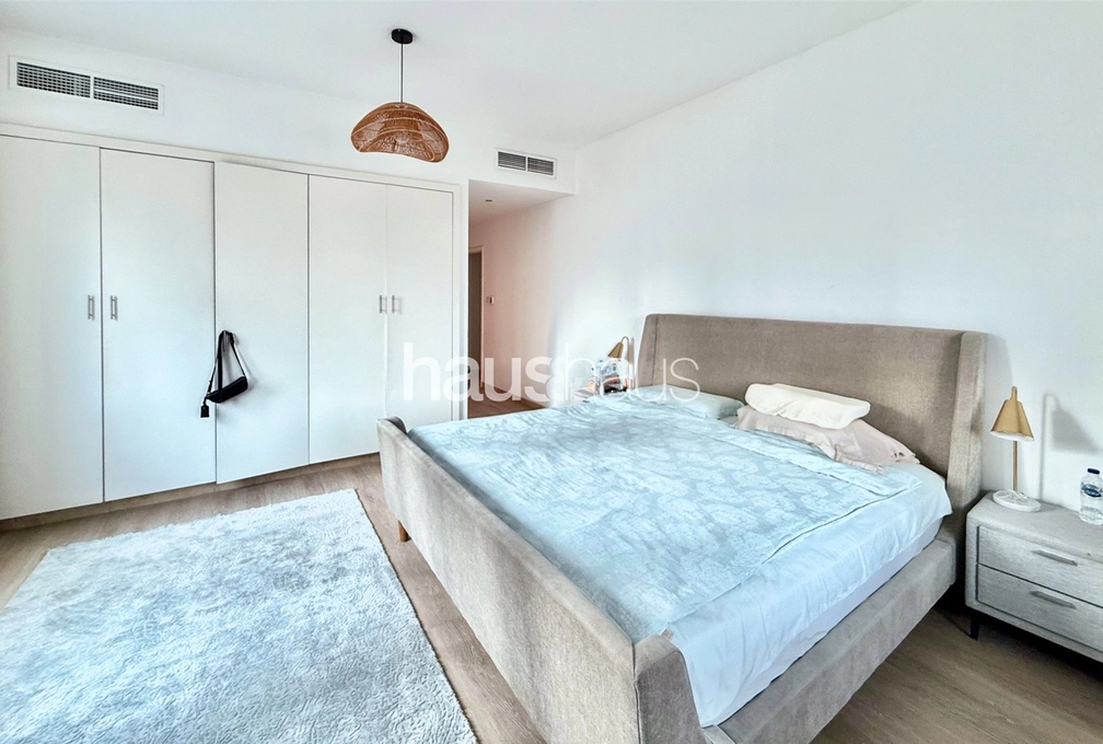 2 bedroom apartment for sale - haus & haus