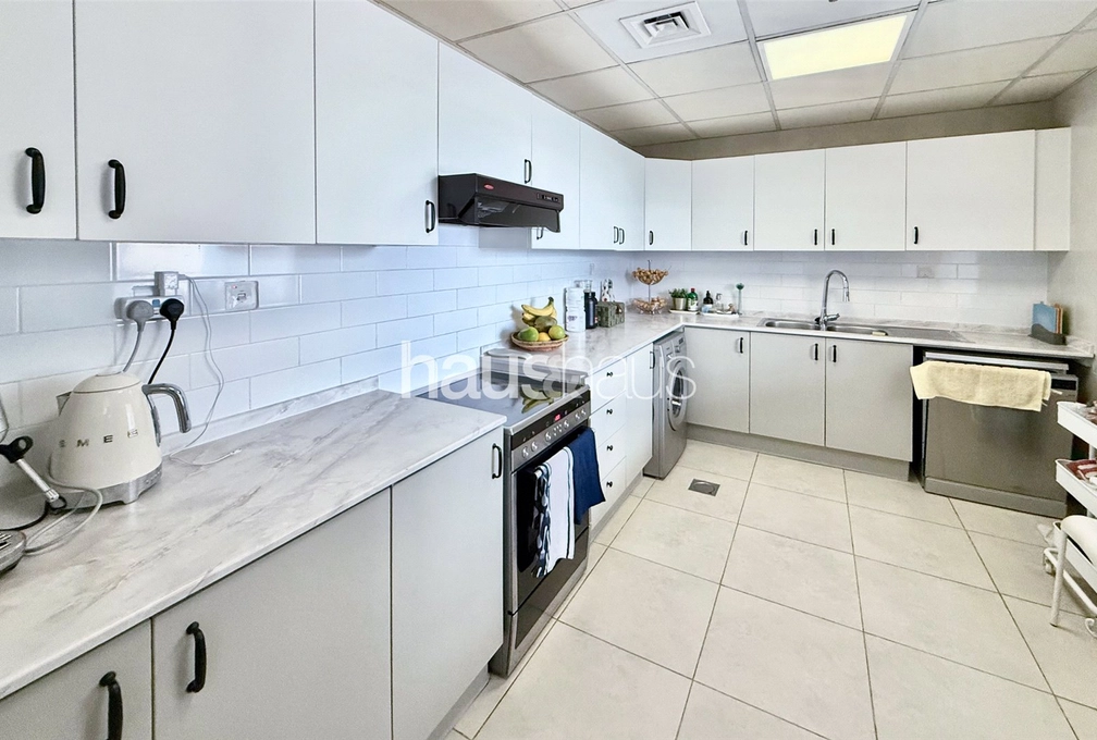 2 bedroom apartment for sale - haus & haus