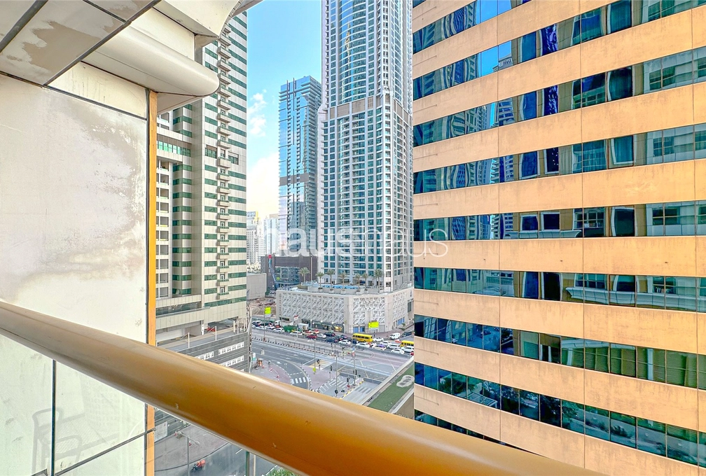 2 bedroom apartment for sale - haus & haus