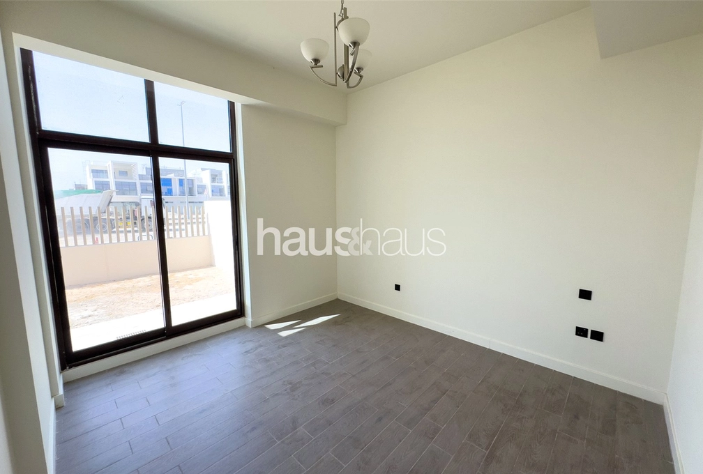 4 bedroom townhouse for sale - haus & haus