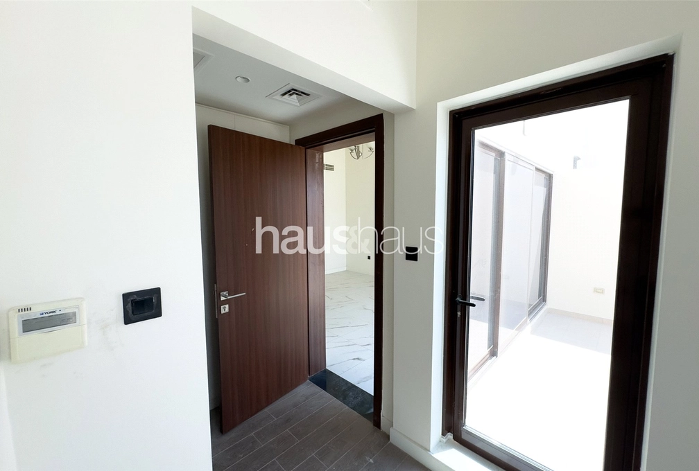 4 bedroom townhouse for sale - haus & haus