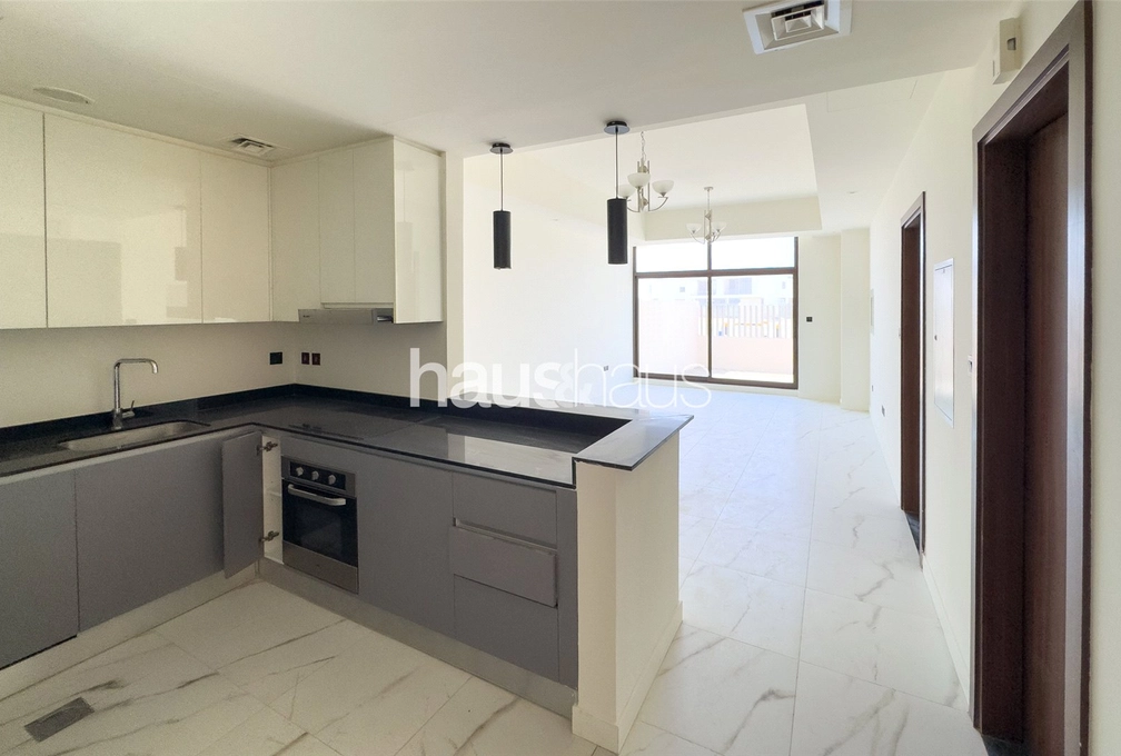 4 bedroom townhouse for sale - haus & haus