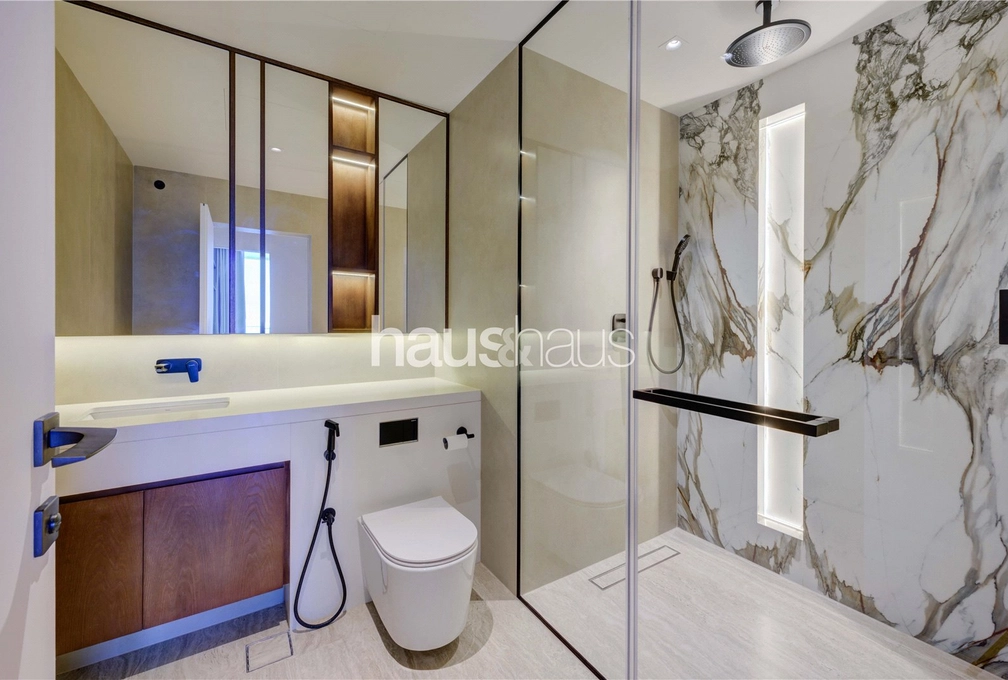 2 bedroom apartment for sale - haus & haus