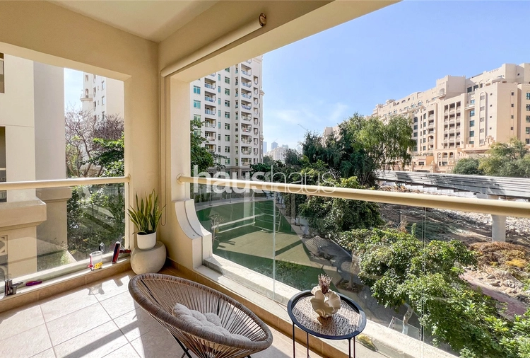 2 bedroom apartment for sale - haus & haus