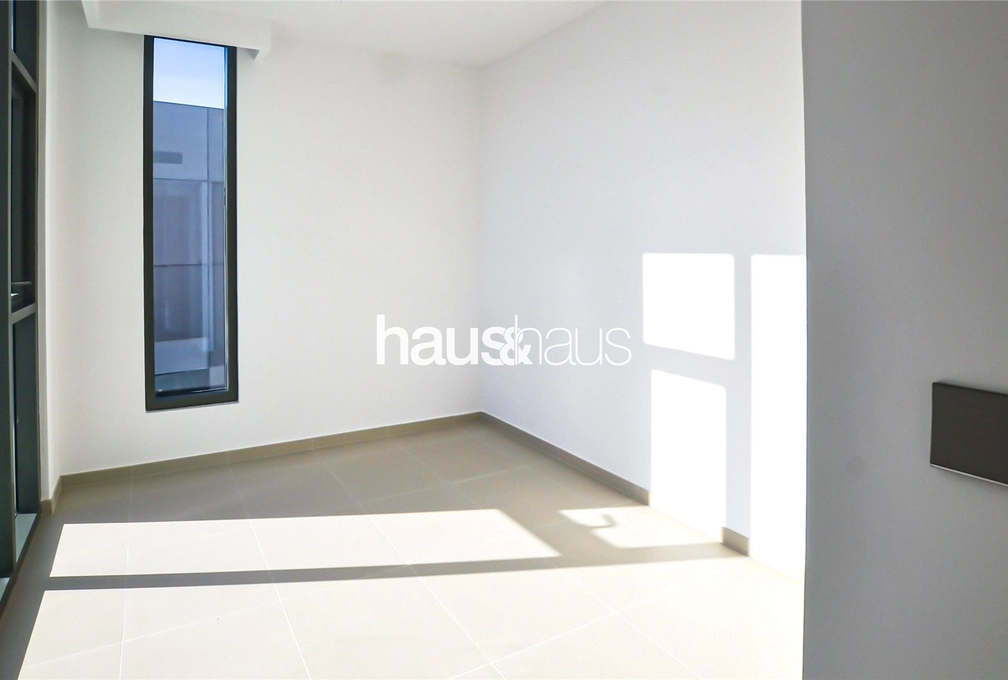4 bedroom townhouse to rent - haus & haus