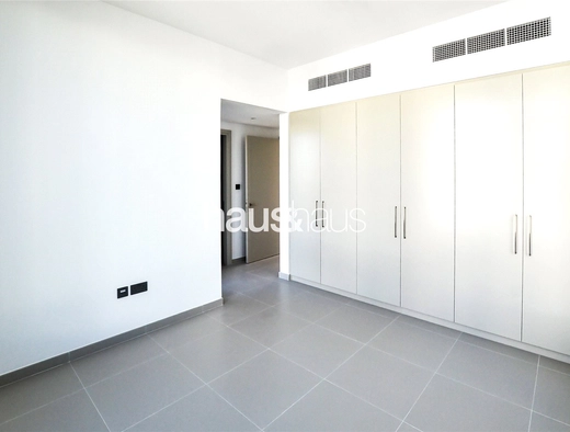 4 bedroom townhouse to rent - haus & haus