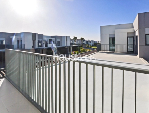 4 bedroom townhouse to rent - haus & haus