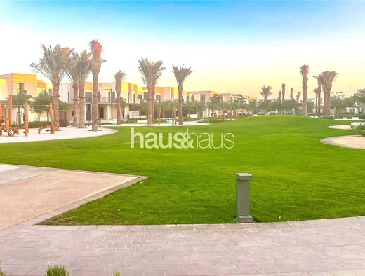 4 bedroom townhouse to rent - haus & haus