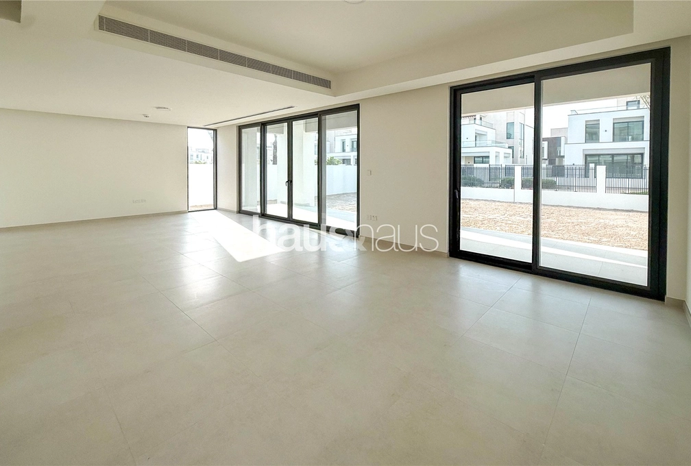 4 bedroom villa for sale - haus & haus