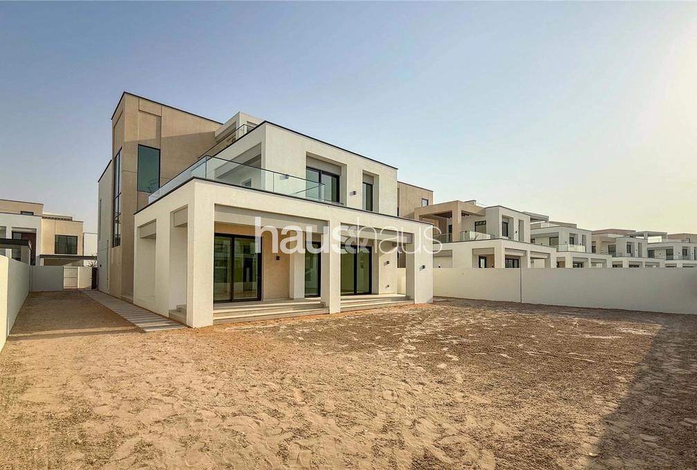 4 bedroom villa for sale - haus & haus