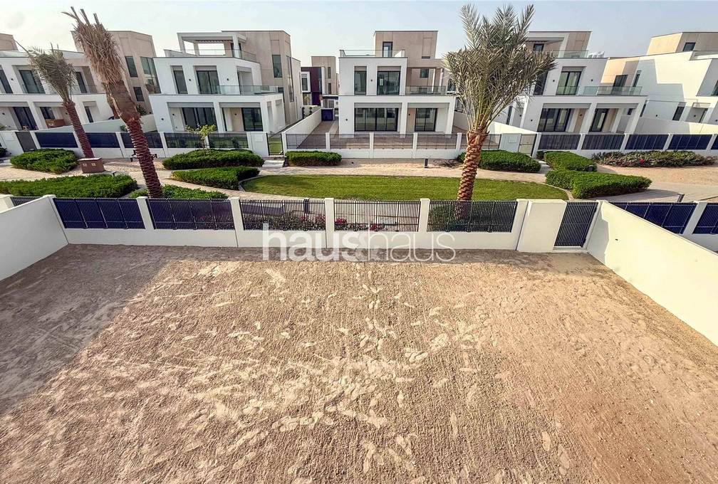 4 bedroom villa for sale - haus & haus