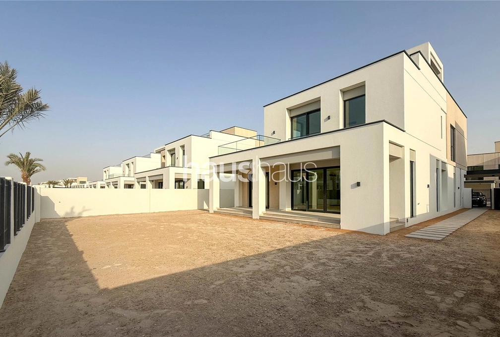 4 bedroom villa for sale - haus & haus