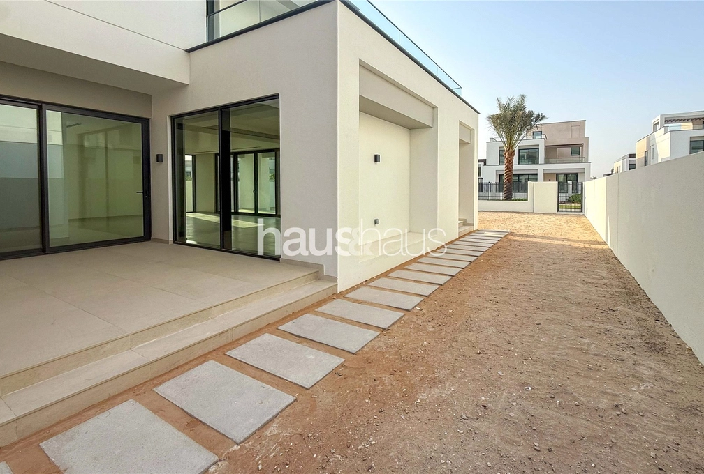 4 bedroom villa for sale - haus & haus