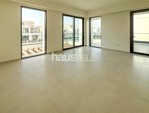 4 bedroom villa for sale - haus & haus