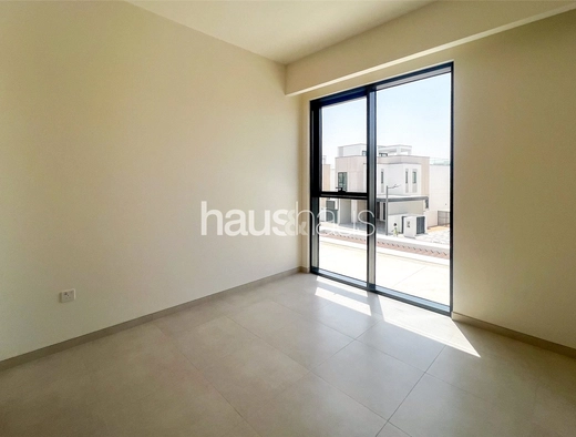 mobile-banner - Haus and Haus