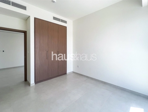 mobile-banner - Haus and Haus