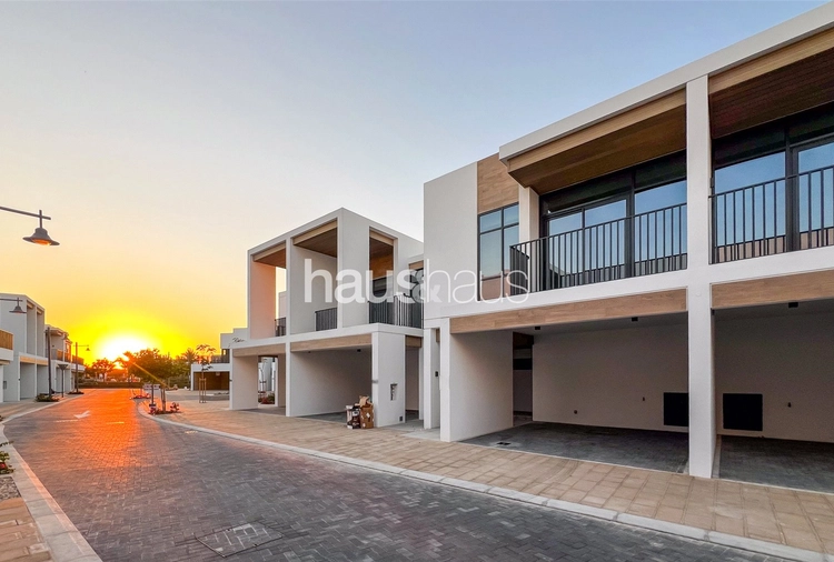 3 bedroom townhouse for sale - haus & haus
