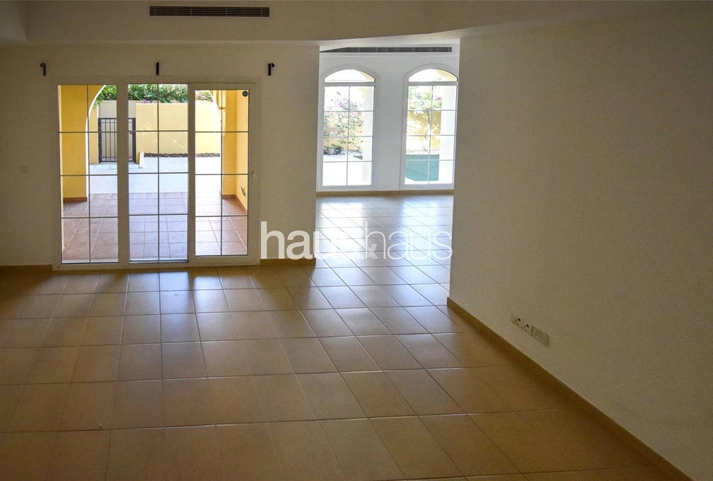 2 bedroom villa for sale - haus & haus