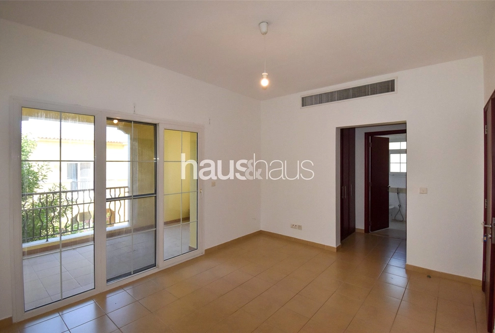 2 bedroom villa for sale - haus & haus