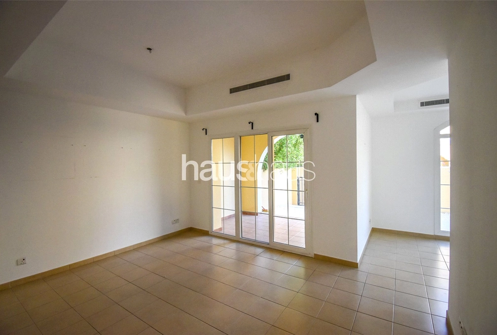 2 bedroom villa for sale - haus & haus