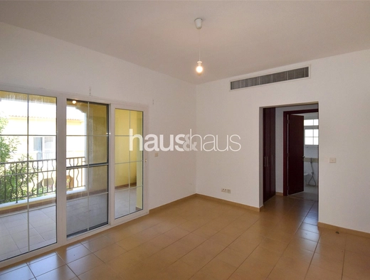 2 bedroom villa for sale - haus & haus