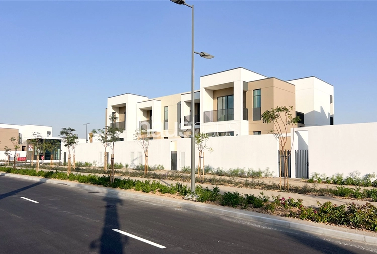 4 bedroom villa for sale - haus & haus