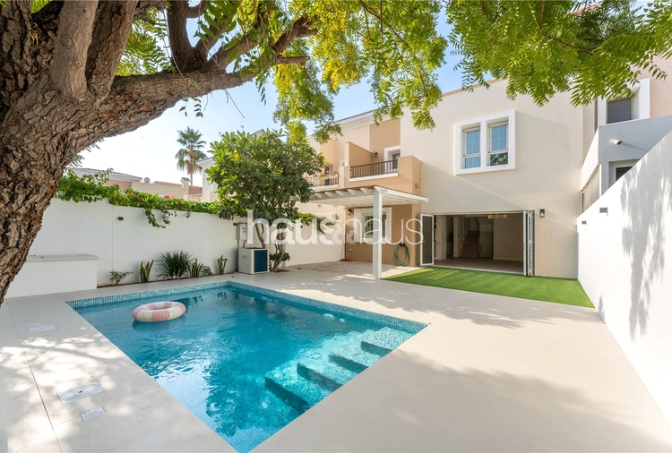 4 bedroom townhouse for sale - haus & haus