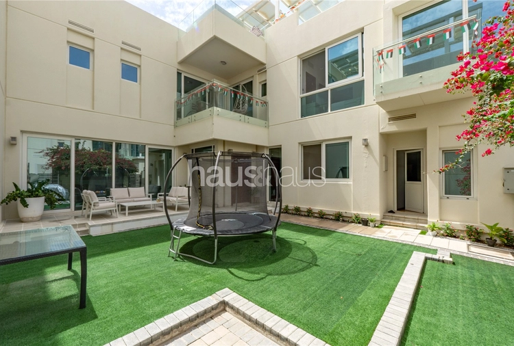 4 bedroom townhouse for sale - haus & haus